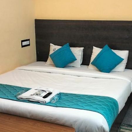 Dolphin Resort Yelagiri Exterior photo
