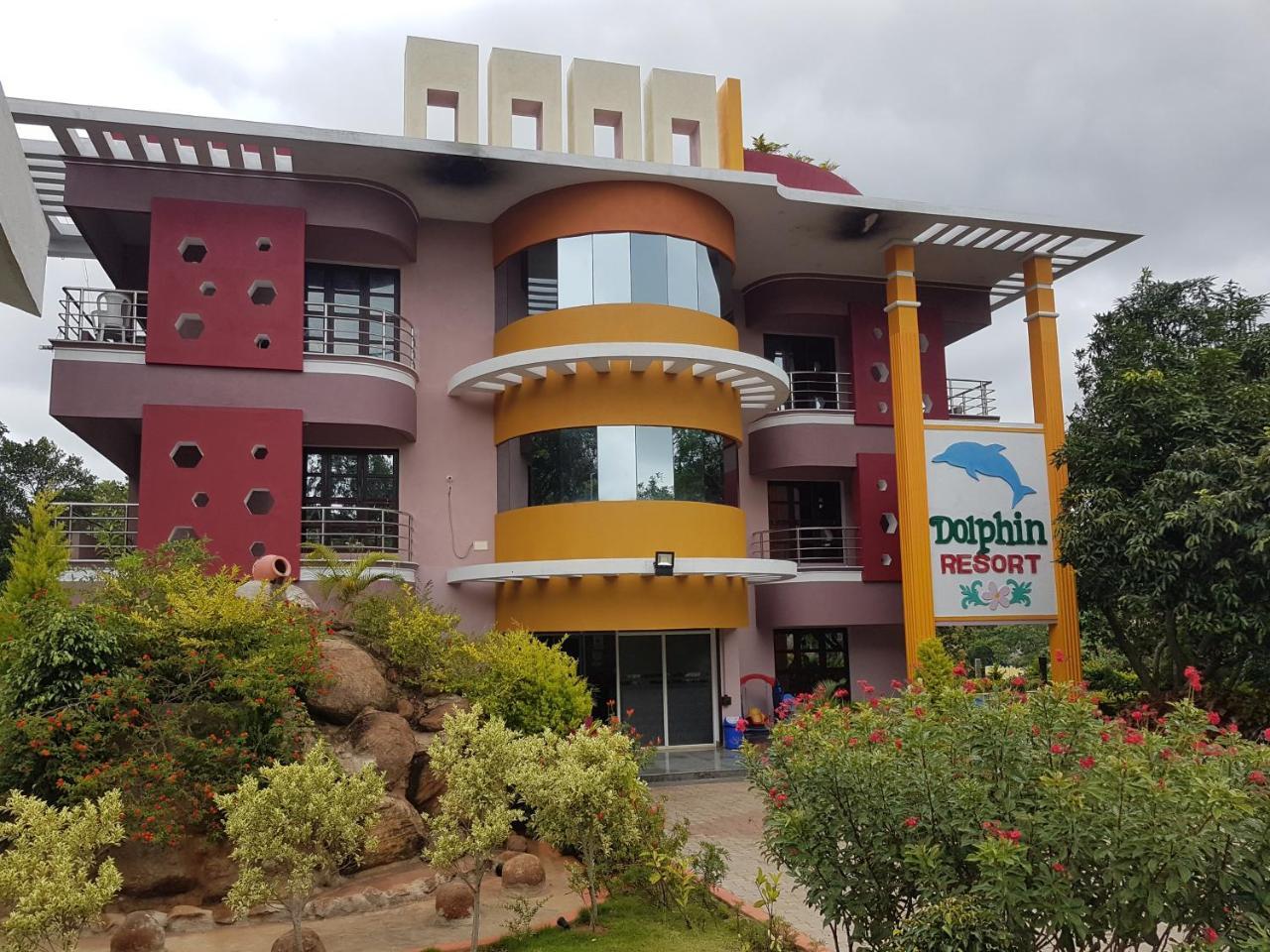 Dolphin Resort Yelagiri Exterior photo